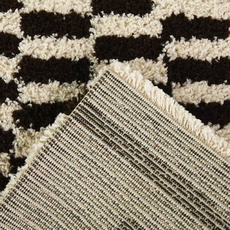 Isabeau Global Checkered Area Rug