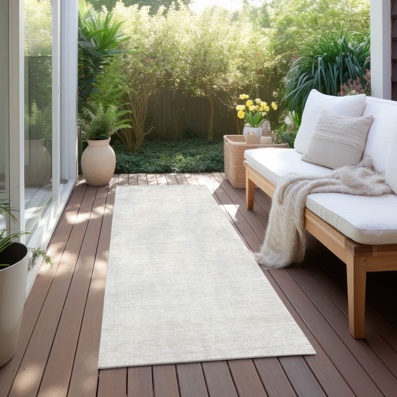 Machine Washable Indoor/ Outdoor Simple Solid Chantille Rug - Ivory - 2'3" x 7'6"