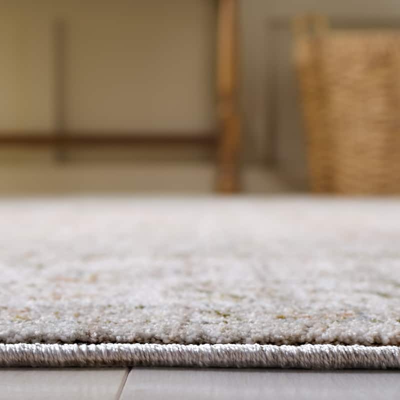 Martha Stewart Dorli Traditional Rug