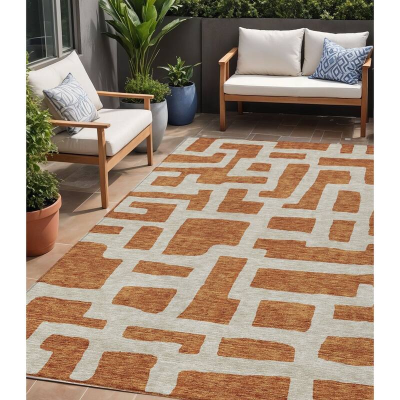 HomeRoots Abstract Transitional Rectangle Outdoor Rug - 5' X 8'