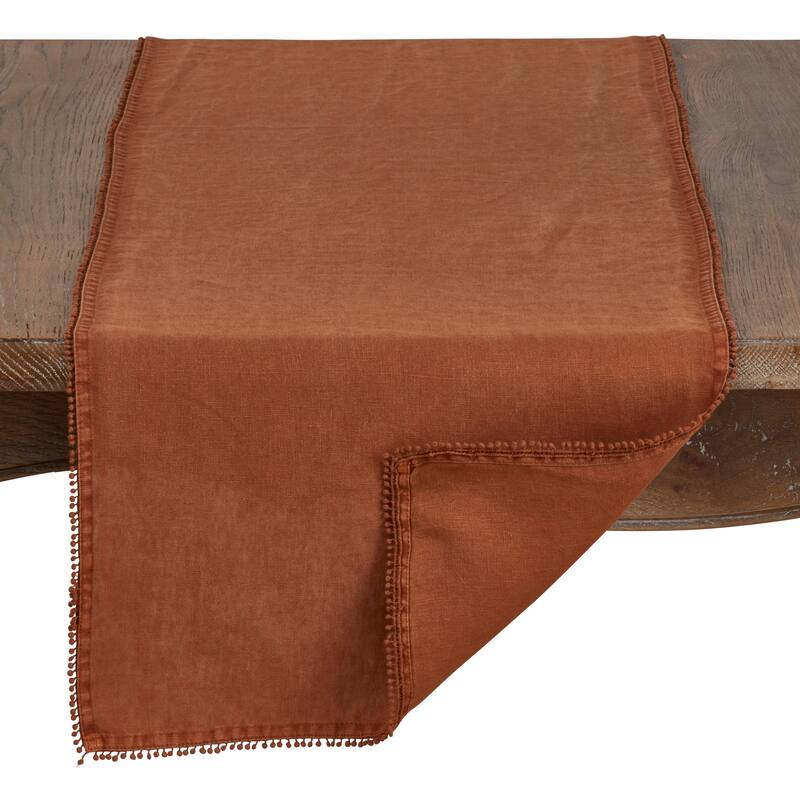 Table Runner With Pom Pom Design