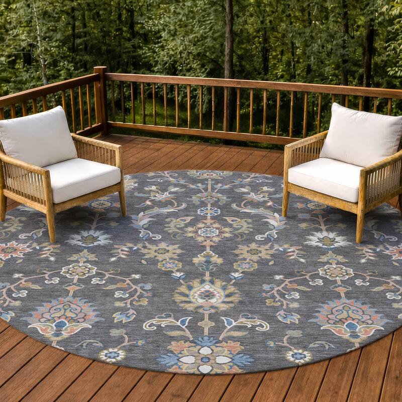 Machine Washable Indoor/ Outdoor Traditional Basalt Chantille Rug - Gray - 8' x 8'