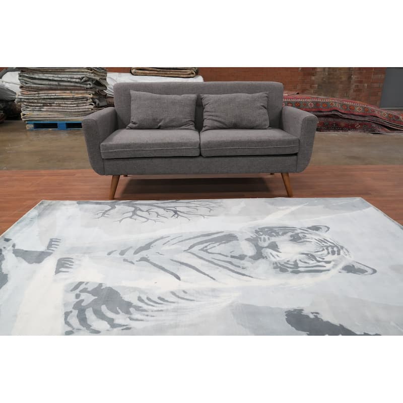 Hand Knotted Oriental Viscose Silk Carpet Modern Animal Pictorial Greys & Charcoal Abstract Area Rug - 7' 10'' X 5' 10''