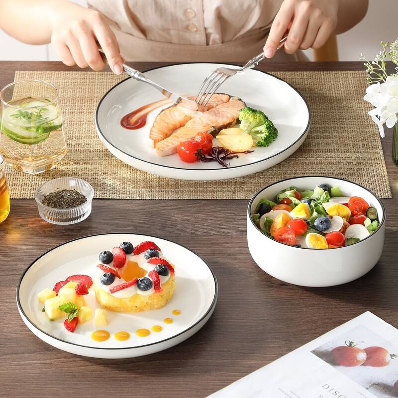 MALACASA LUNA 18-Piece Porcelain Dinnerware Set (Service for 6)