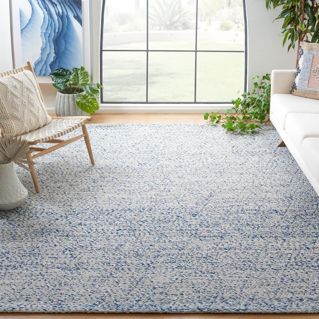 SAFAVIEH Handmade Marbella Siriana Rug