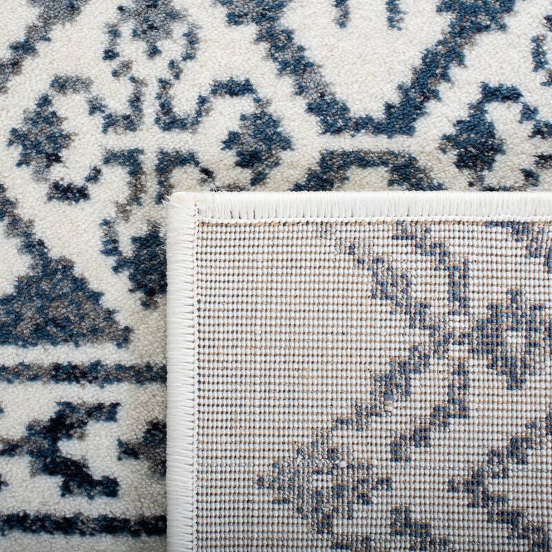 SAFAVIEH Carnegie Kjersti Moroccan Boho Rug