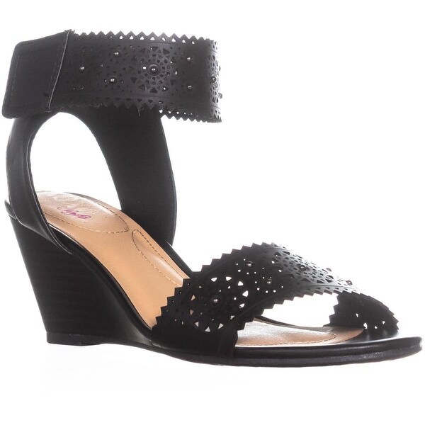 xoxo black wedge sandals