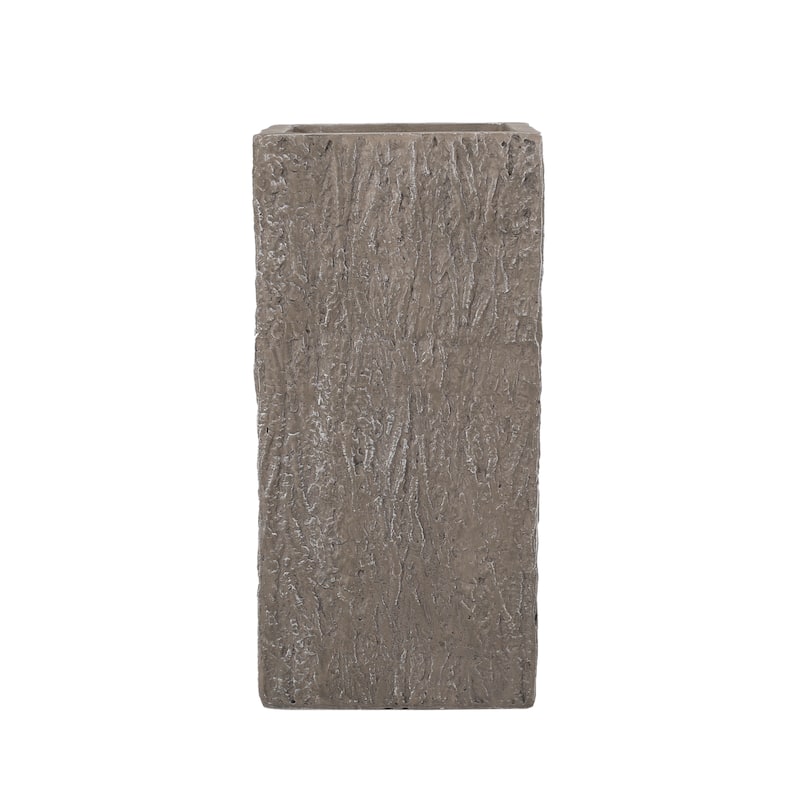 Flower pot，PLANTER，This garden urn planter allows for variation in height in your garden area