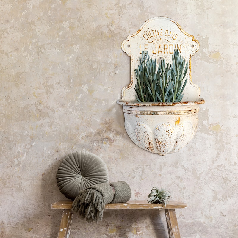 Metal Wall-Mounted Planter