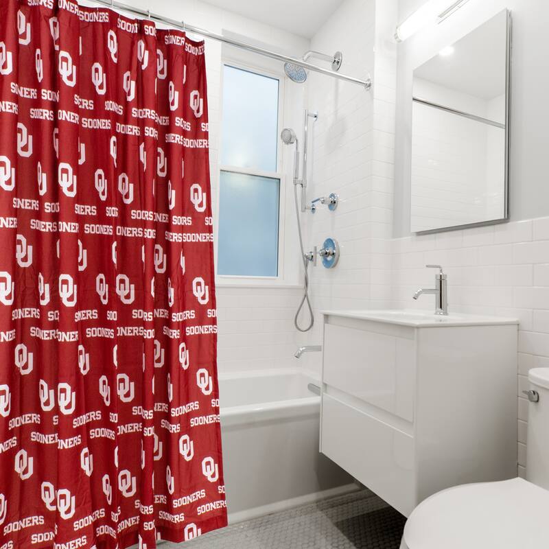Oklahoma Sooners Printed Shower Curtain Cover - 70" x 72"