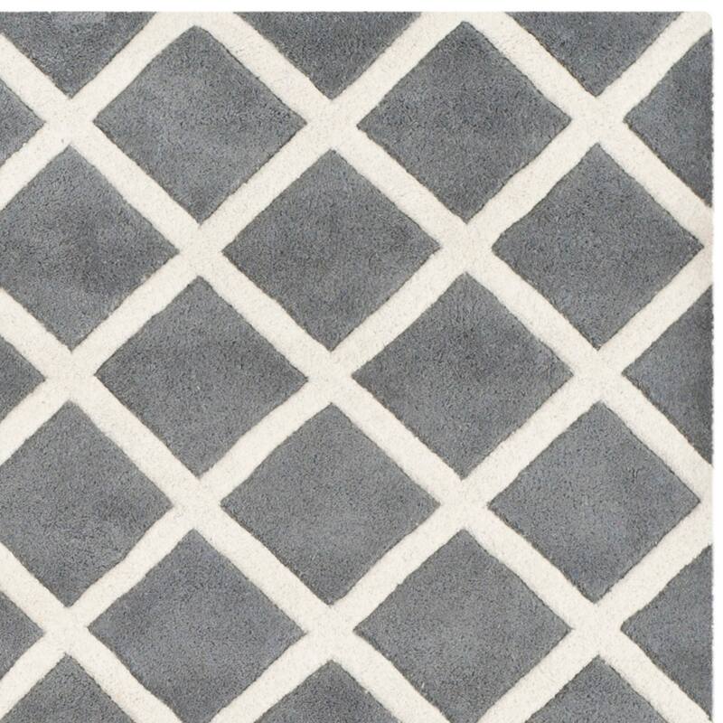 SAFAVIEH Handmade Chatham Retha Modern Moroccan Wool Rug