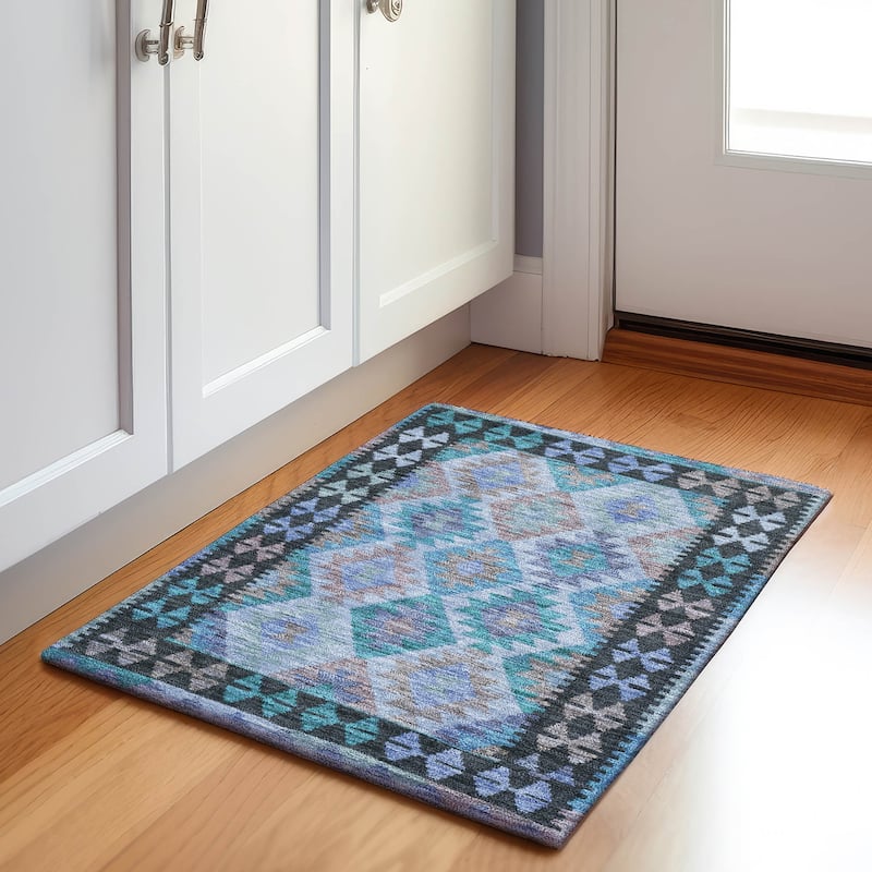 Machine Washable Indoor/ Outdoor Boho Global Chantille Rug