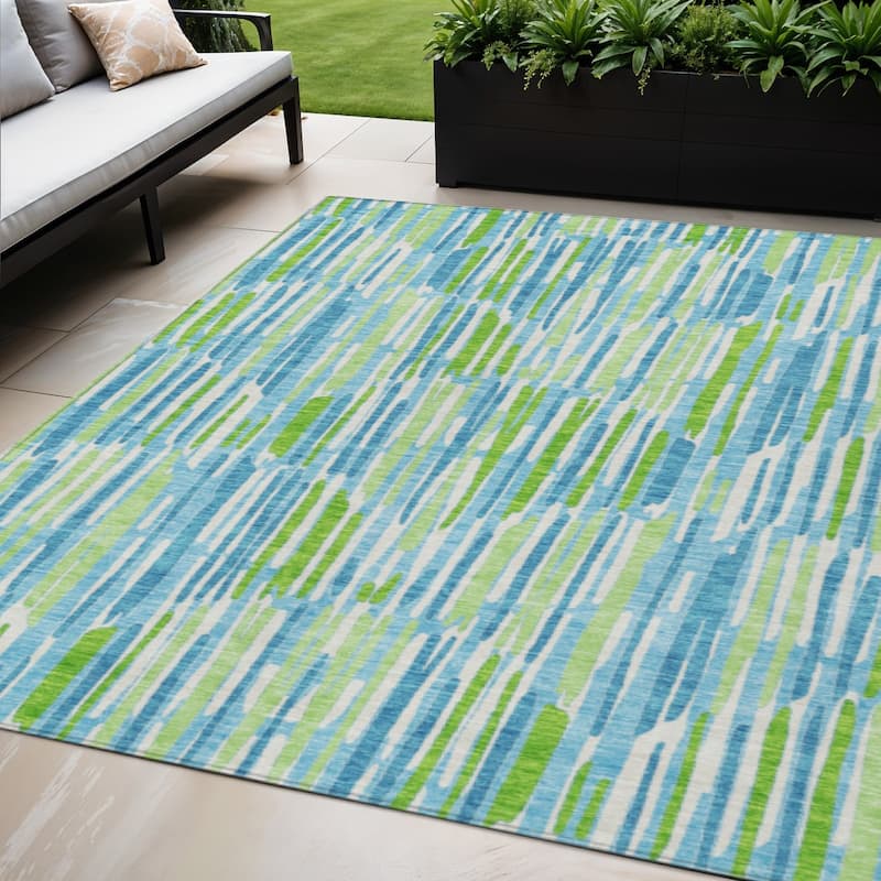 HomeRoots Abstract Transitional Rectangle Outdoor Rug - 8' X 10'