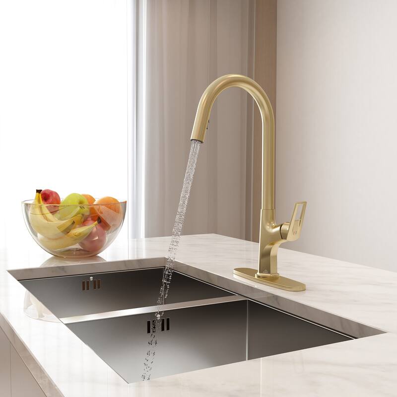 Kitchen Sink Faucet Single-Handle Pull-Out Sprayer Kitchen Faucet