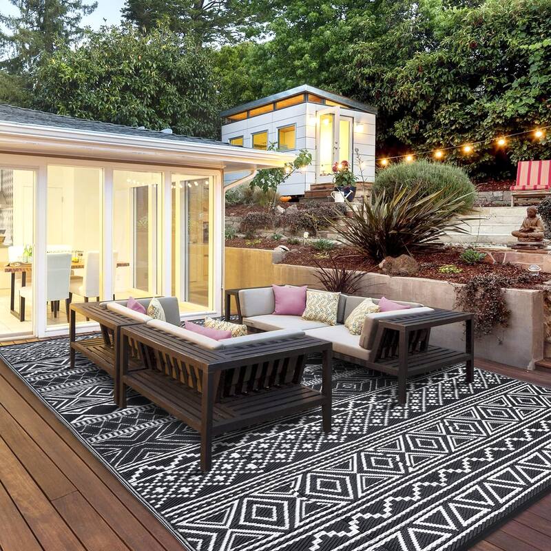 Outdoor Rug Waterproof Patio Rug Mat Geometric Rug Plastic Straw Outside Rug for RV Camping Picnic Reversible Rug