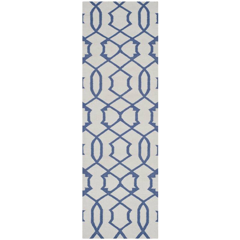 SAFAVIEH Handmade Flatweave Dhurries Safije Modern Moroccan Wool Rug