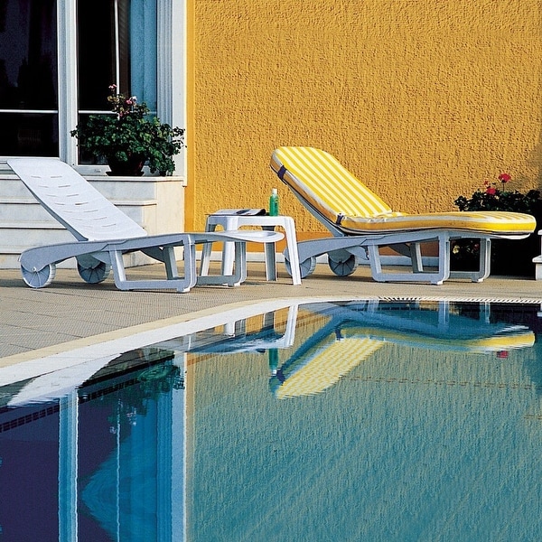 Sundance Pool Chaise Lounge - Set of 2 (White) - White