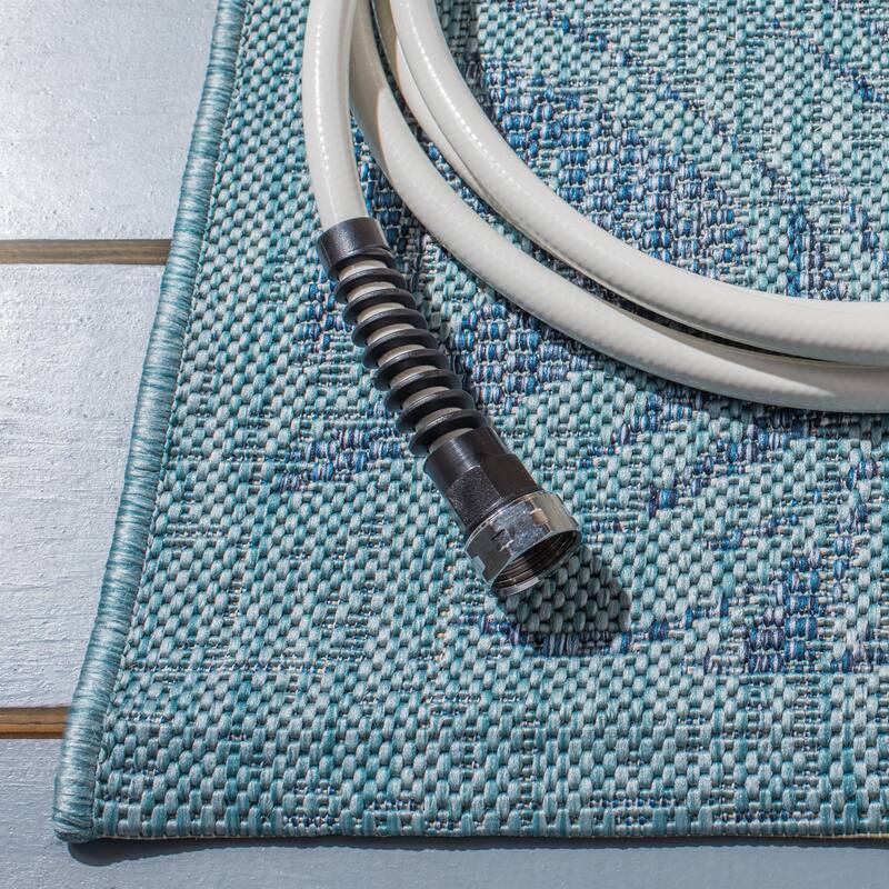 SAFAVIEH Courtyard Deana Indoor/ Outdoor Waterproof Patio Backyard Rug