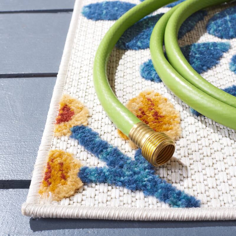 SAFAVIEH Cabana Lilah Indoor/ Outdoor Waterproof Patio Floral Rug