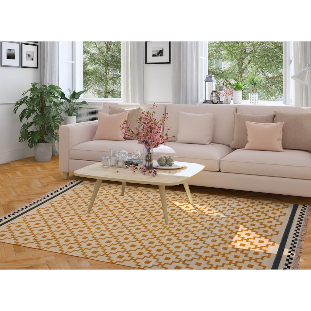 HERAT ORIENTAL 5'6 x 8' Handmade Vegetable Dye Geometric Wool Rug - 5'6 x 8'