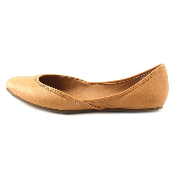 azika ballet flat