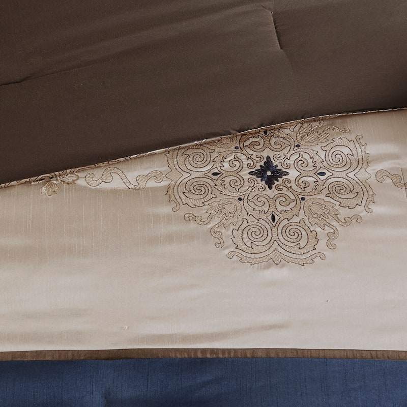 Madison Park Essentials Parker Jacquard Embroidered Pieced 24 Piece Room in a Bag