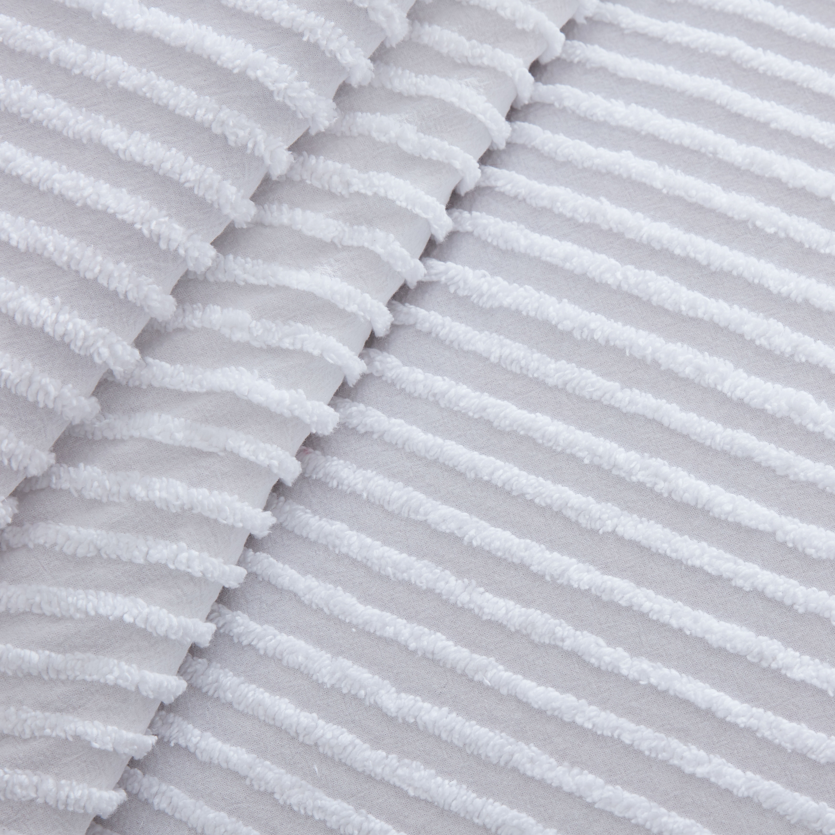 Channel Chenille Bedspread - Picture 41 of 47
