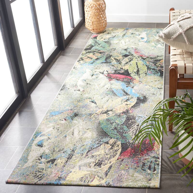 SAFAVIEH Barbados Hilka Tropical Botanical Waterproof Patio Backyard Rug
