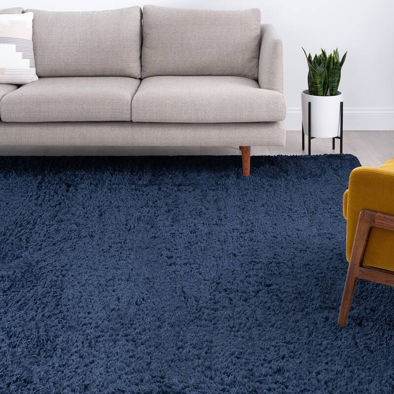 Heartfelt Shag Modern & Contemporary Solid Color Indoor Area Rug - 5'3'' x 7'3'' - Navy
