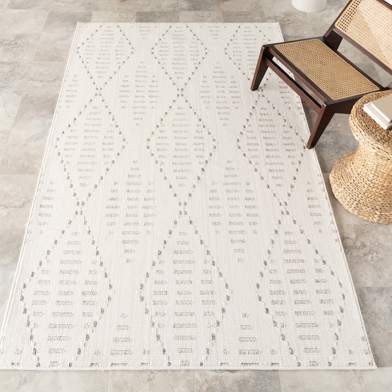 Nuloom Hestia Trellis Indoor/Outdoor Area Rug - 4' x 6' - Cream