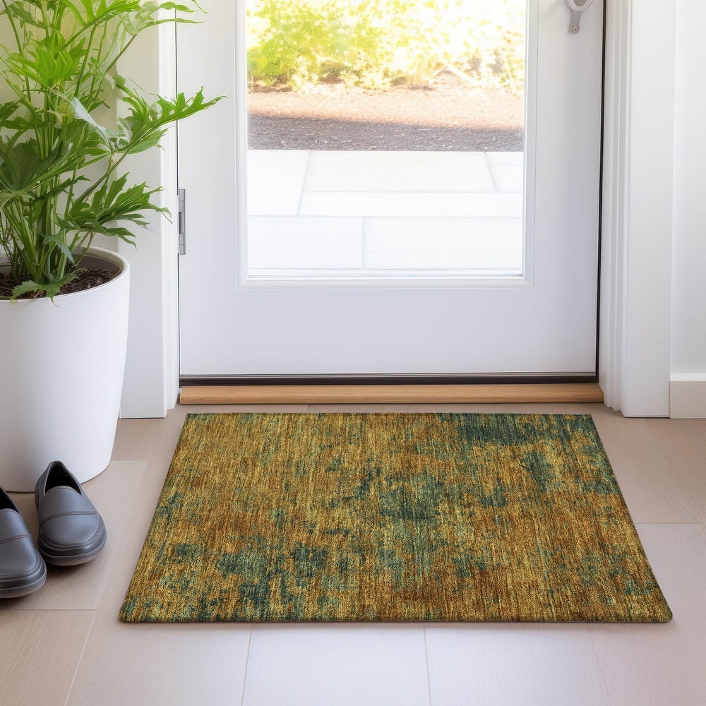 Machine Washable Indoor/ Outdoor Abstract Ombre Chantille Rug