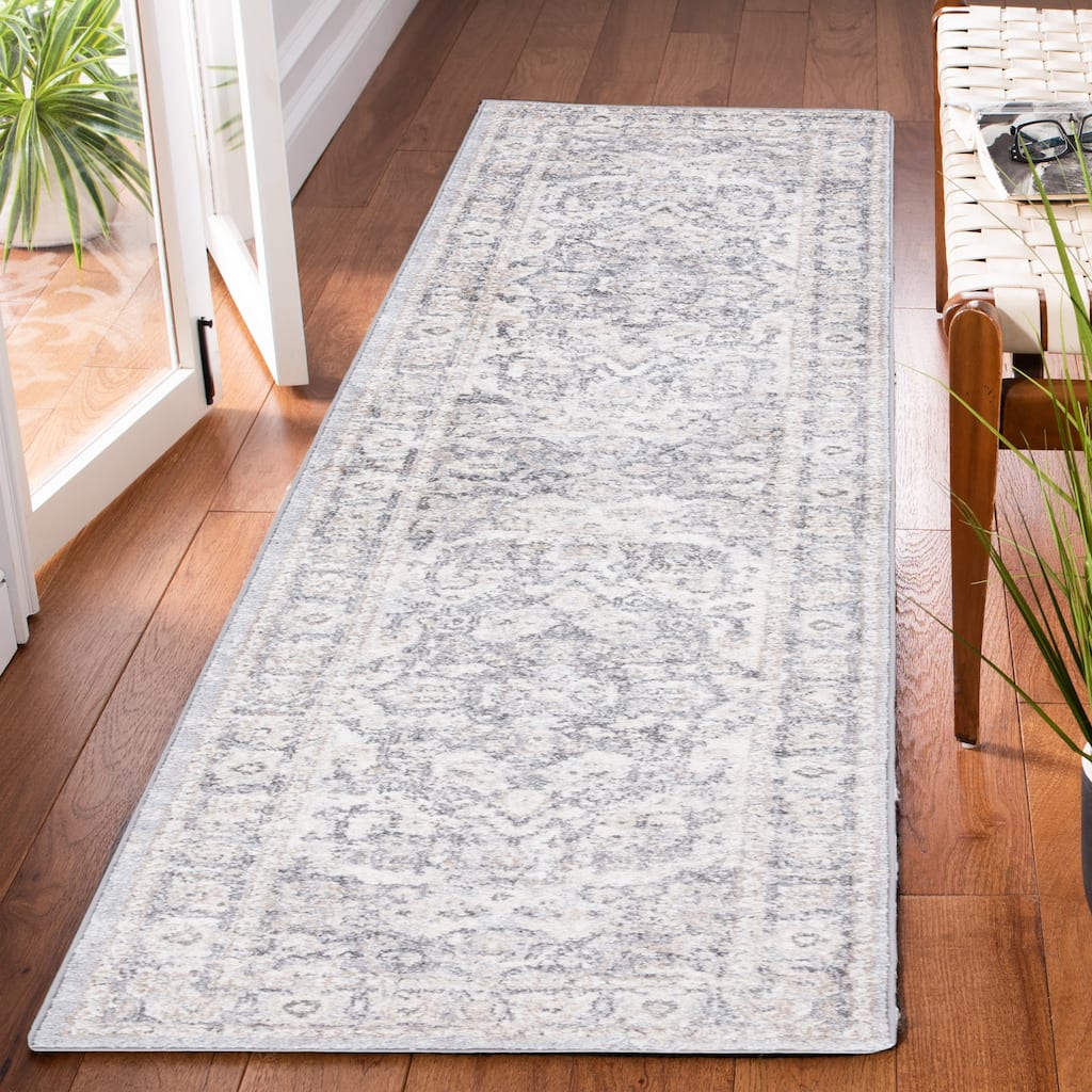 SAFAVIEH Opal Ica Shabby Chic Oriental Rug