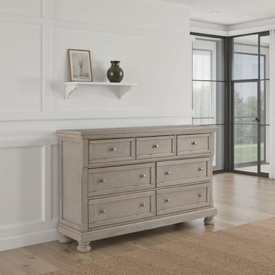 Ryno Wide Dresser, 7 Drawers, Pull Out Tray, Silver Round Knobs, Gray