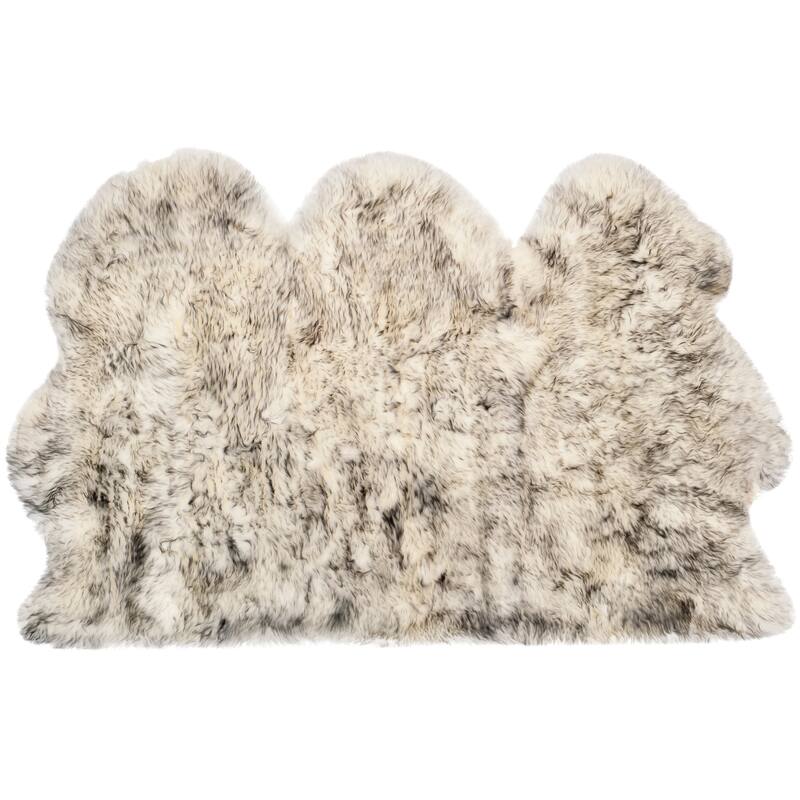 SAFAVIEH Handmade Natural Sheepskin Leanca 3.4-inch Thick Rug