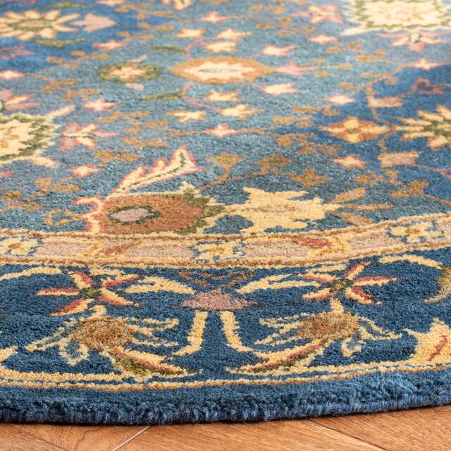 SAFAVIEH Handmade Antiquity Philomena Traditional Oriental Wool Rug