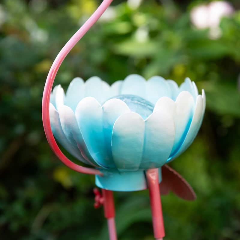  Glitzhome 26.25"H Standing Flamingo Solar Lighting Metal Statue for Outside Patio Lawn Balcony Backyard Decorations
