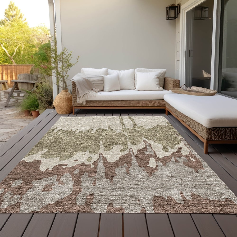 Machine Washable Indoor/ Outdoor Modern Abstract Chantille Rug