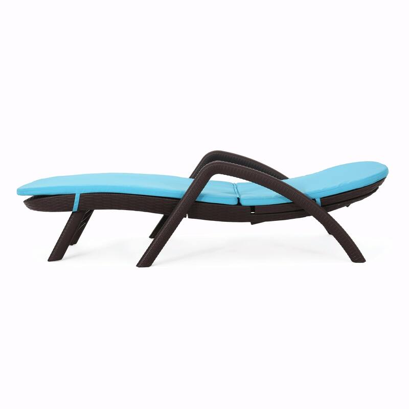 rgonomic Outdoor Chair with Wicker Texture - Durable, Comfortable Cushion, Stable Design
