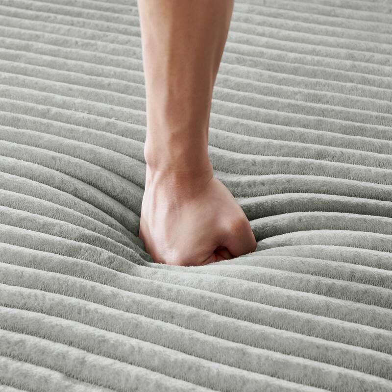 Roomfitters Velvet Lounge Chair No Assembly Required, Fluffy Single Lazy Sofa for Living Room and Bedroom