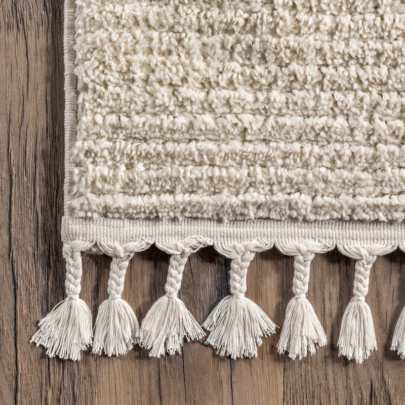Nuloom Ashton Shaggy Contemporary Abstract Tassel Area Rug