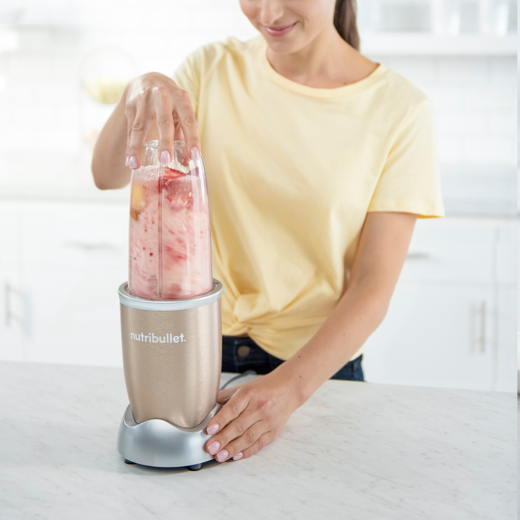 Nutribullet Pro Blender with Nutrient Extractor Blades 900 Watts Gold 12.00 x 7.00 x 14.00 Inches