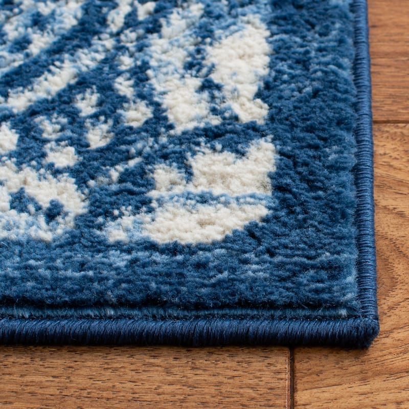 Martha Stewart by SAFAVIEH Faigel Traditional Rug