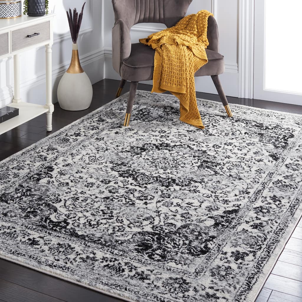 SAFAVIEH Tulum Hatsumi Bohemian & Eclectic Rug