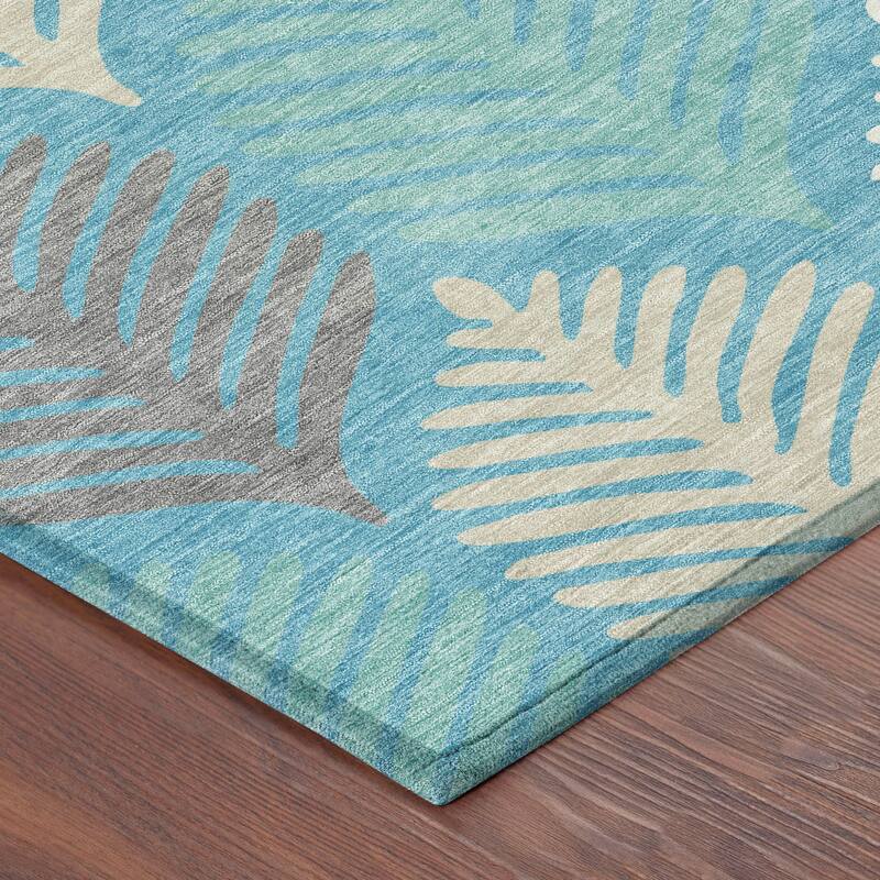 Machine Washable Indoor/ Outdoor Modern Fern Chantille Rug