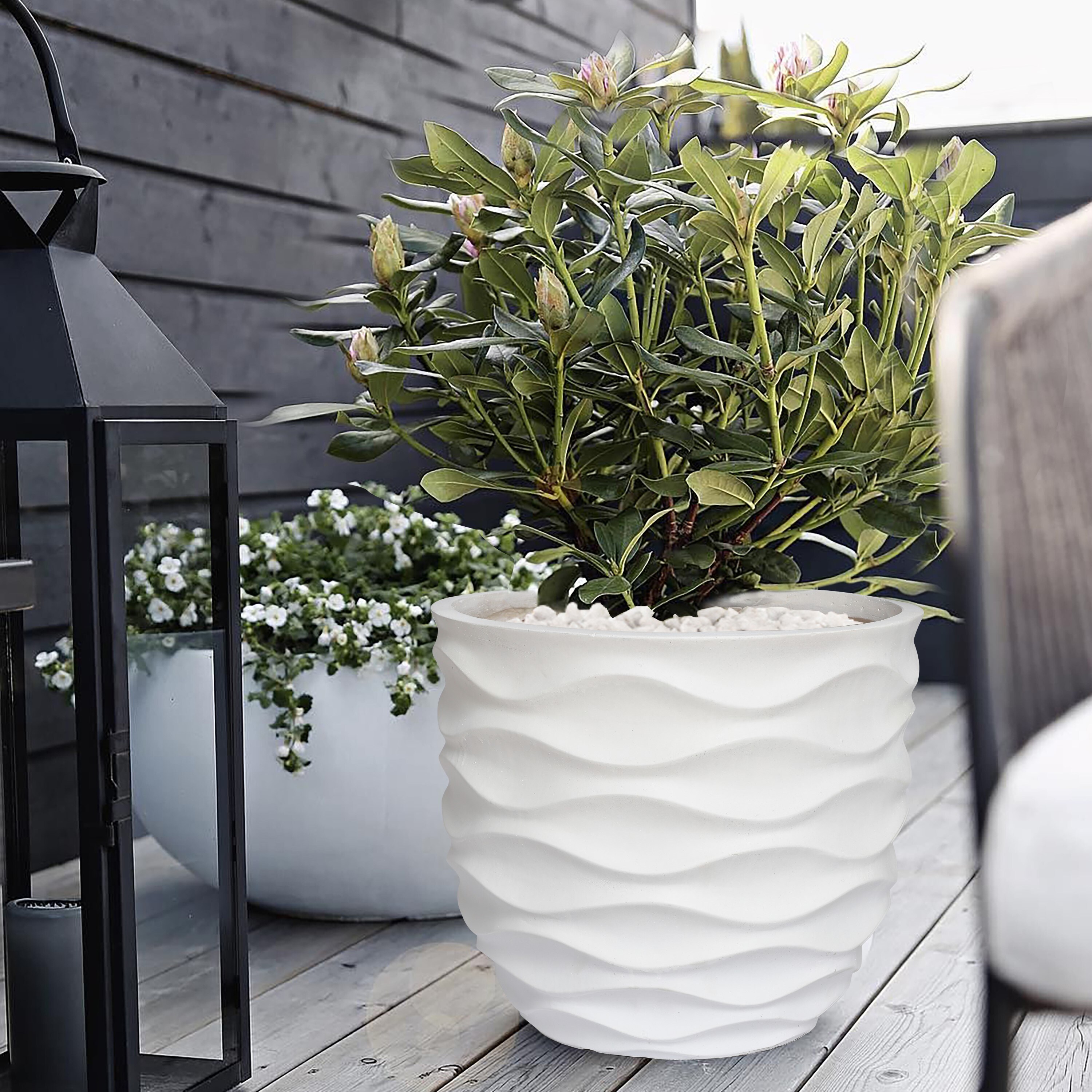White Horizontal Waves Round MgO Indoor/Outdoor Planter