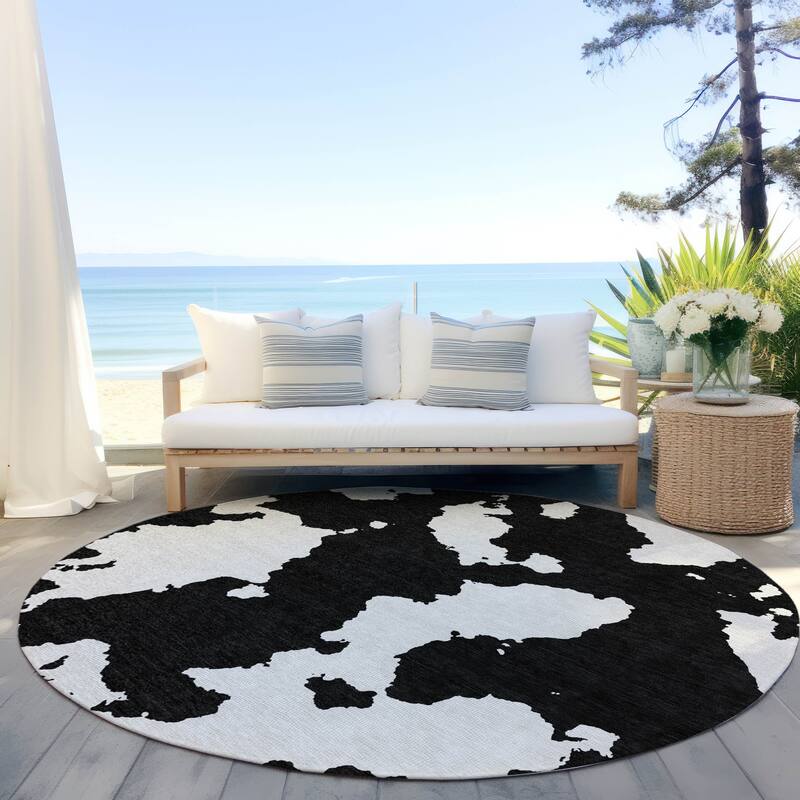 Machine Washable Indoor/ Outdoor Contemporary Abstract Chantille Rug - Black - 8' x 8'