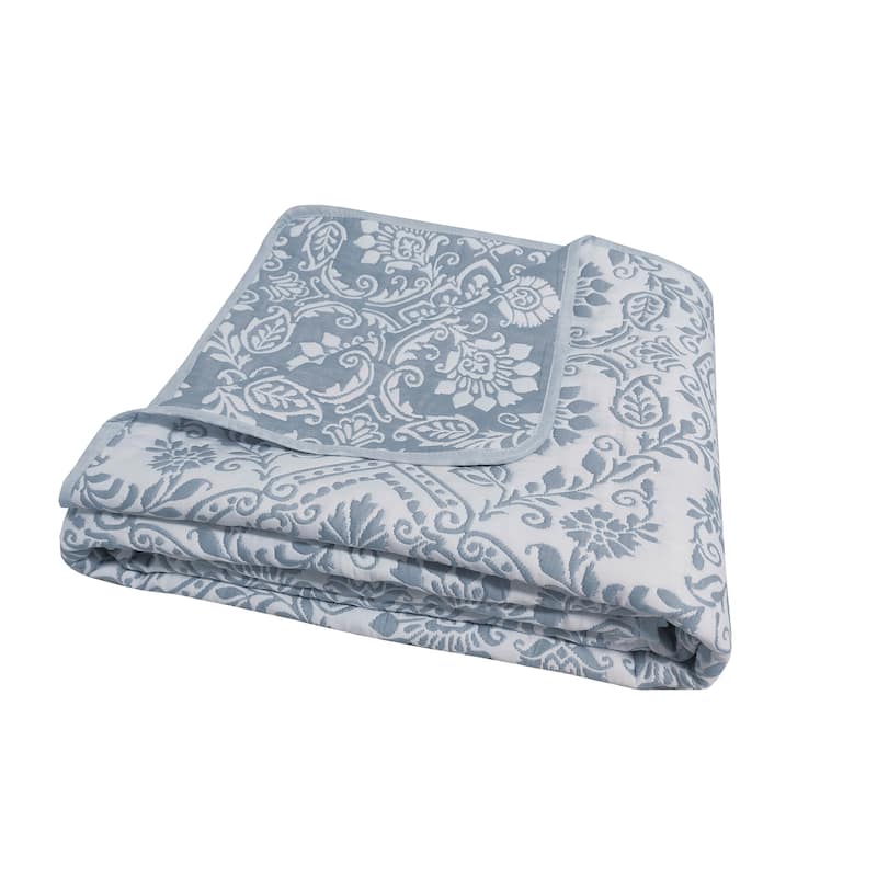 CEDAR COURT Deena Blue Soft Matelasse Jacquard Quilt Set