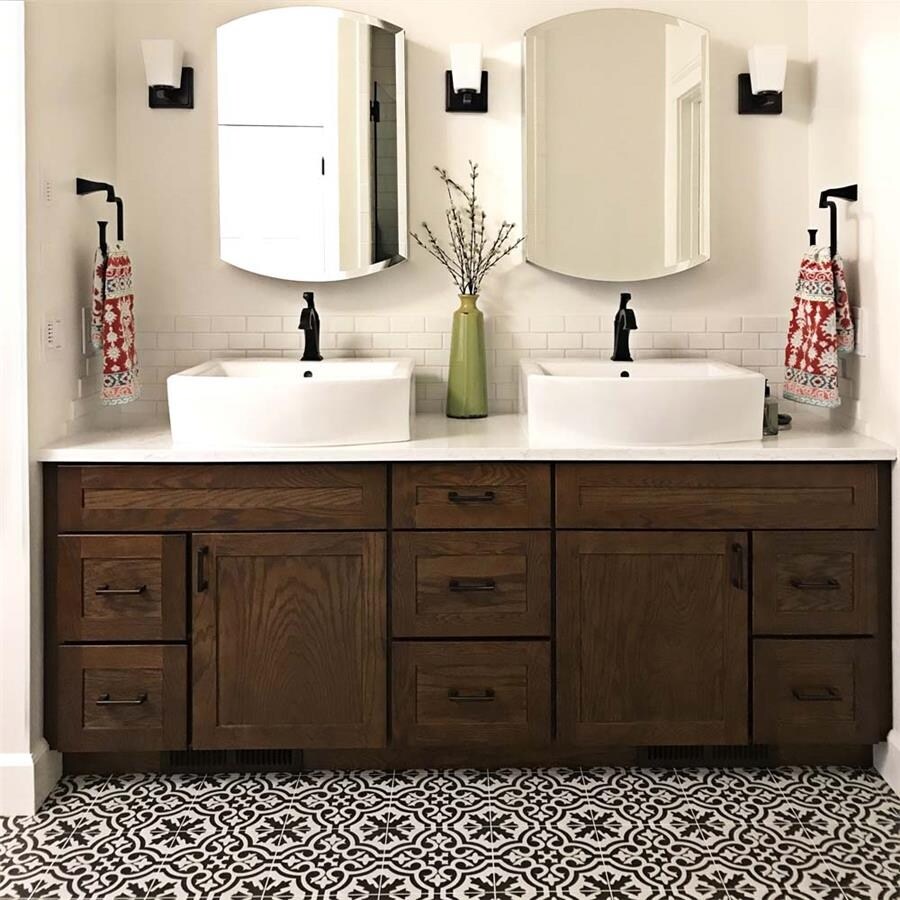 Somertile 17 625x17 625 Inch Tudor Charcoal Brown Ceramic Floor And Wall Tile 5 Tiles 11 02 Sqft Overstock 12046258 Sample