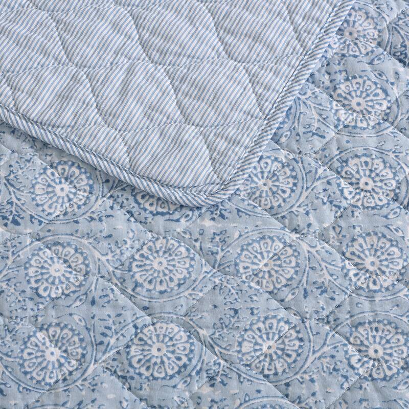 Nautica Floral Park Intricate Floral Motif Cotton Reversible Quilt (Blue, 3 Piece Set)