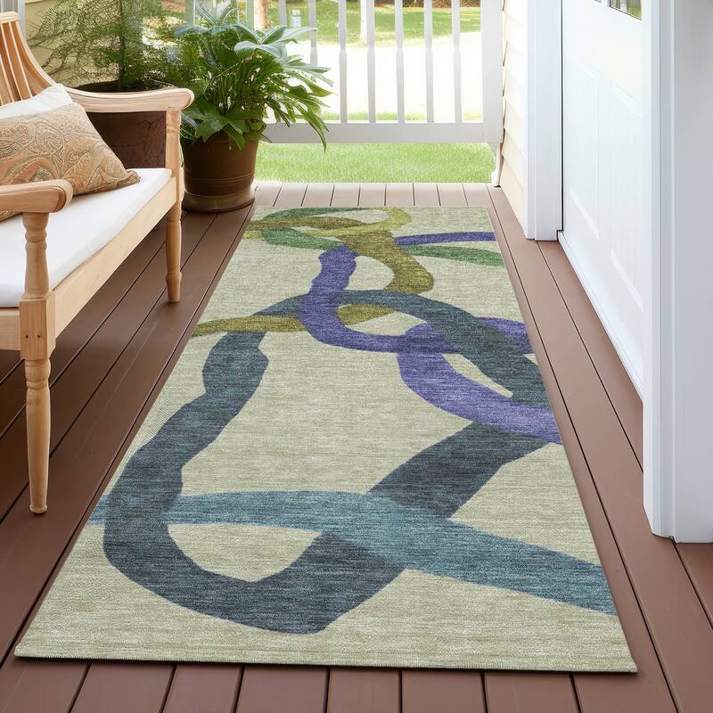 Machine Washable Indoor/ Outdoor Abstract Links Chantille Rug - Aloe - 2'3" x 7'6"
